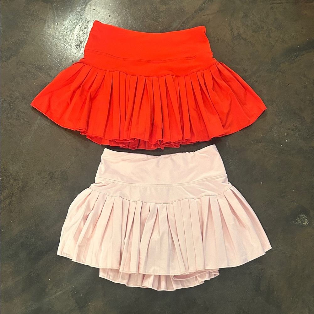 Goldhinge Pleated Red and Pink Women's Skirt Set